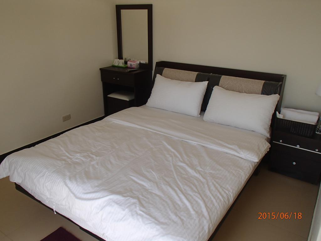 جينهو 成功民宿 Km Bed And Breakfast الغرفة الصورة