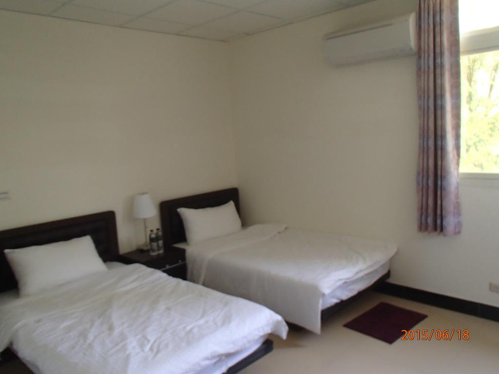 جينهو 成功民宿 Km Bed And Breakfast الغرفة الصورة